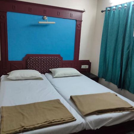 Anjana Hotels Theni Luaran gambar